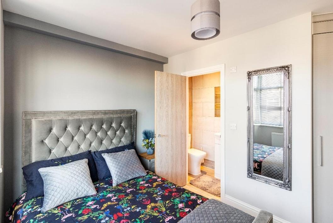Luxury House 4 Ensuite Bedrooms, Free Parking ,Wifi 옥스퍼드 외부 사진