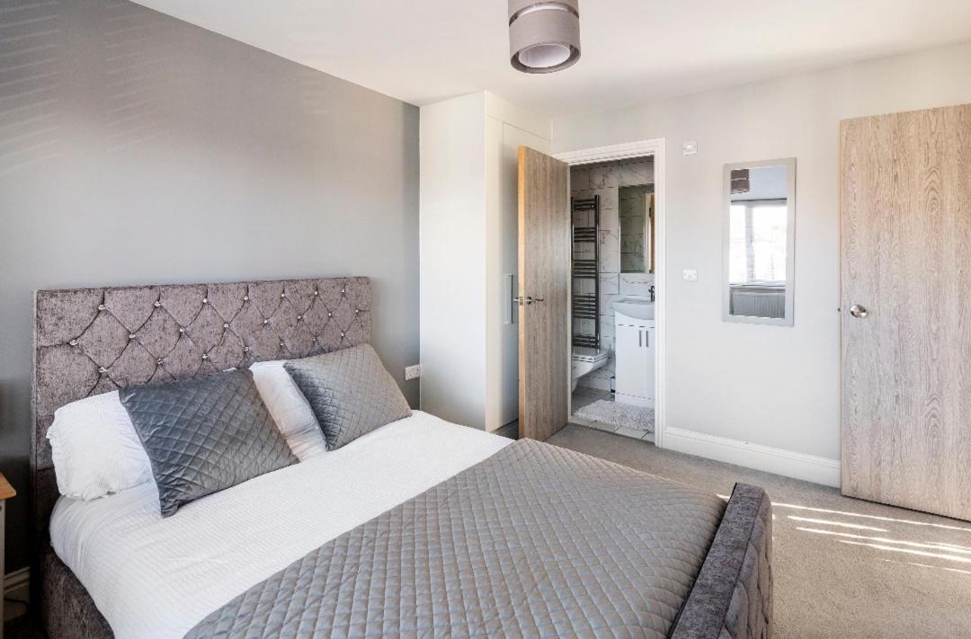 Luxury House 4 Ensuite Bedrooms, Free Parking ,Wifi 옥스퍼드 외부 사진